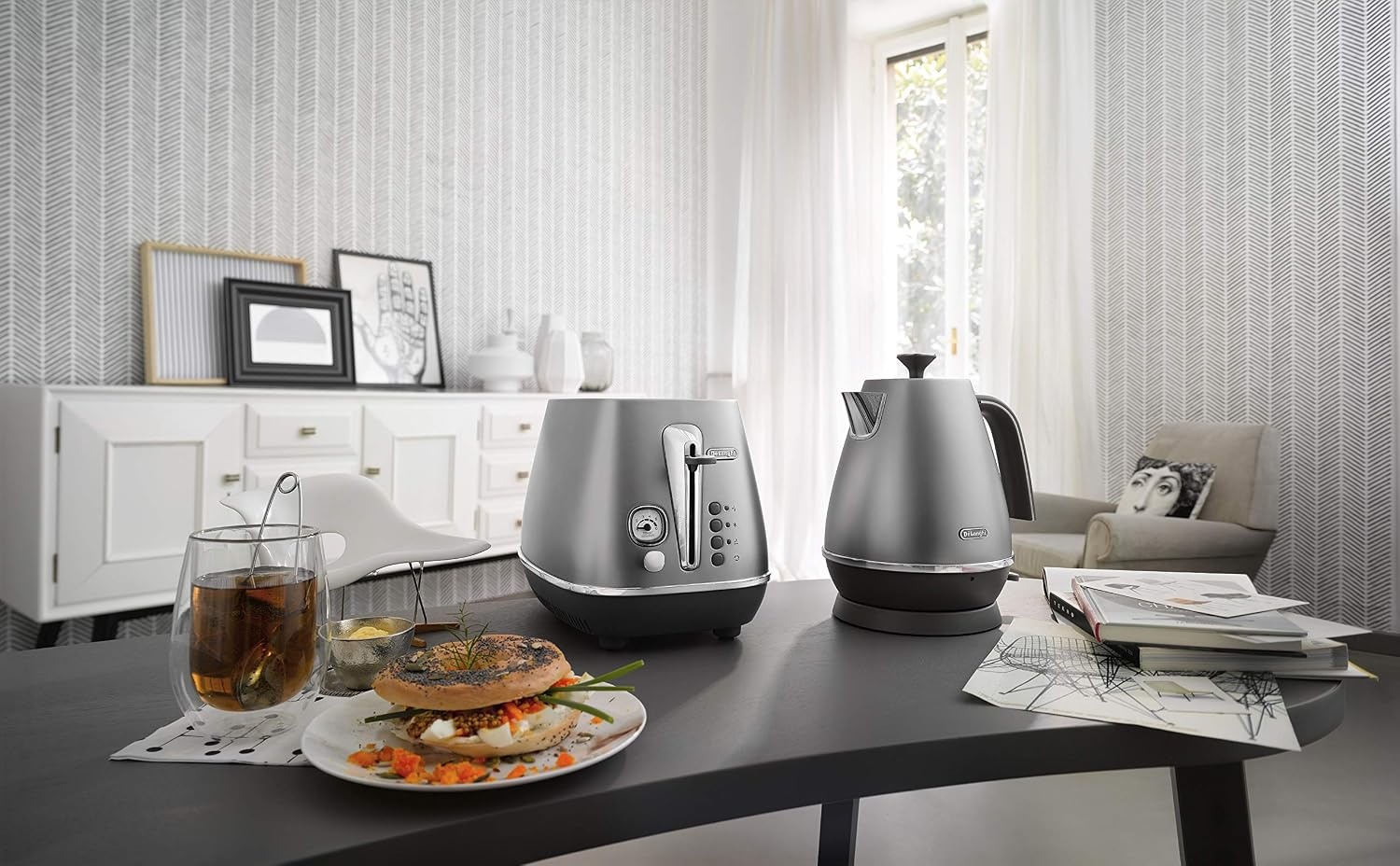 image:imageDeLonghi Distinta Flair Wasserkocher KBI2001S 17 L Herausnehmbarer Kalkfilter Finesse SilverToaster Finesse Silver