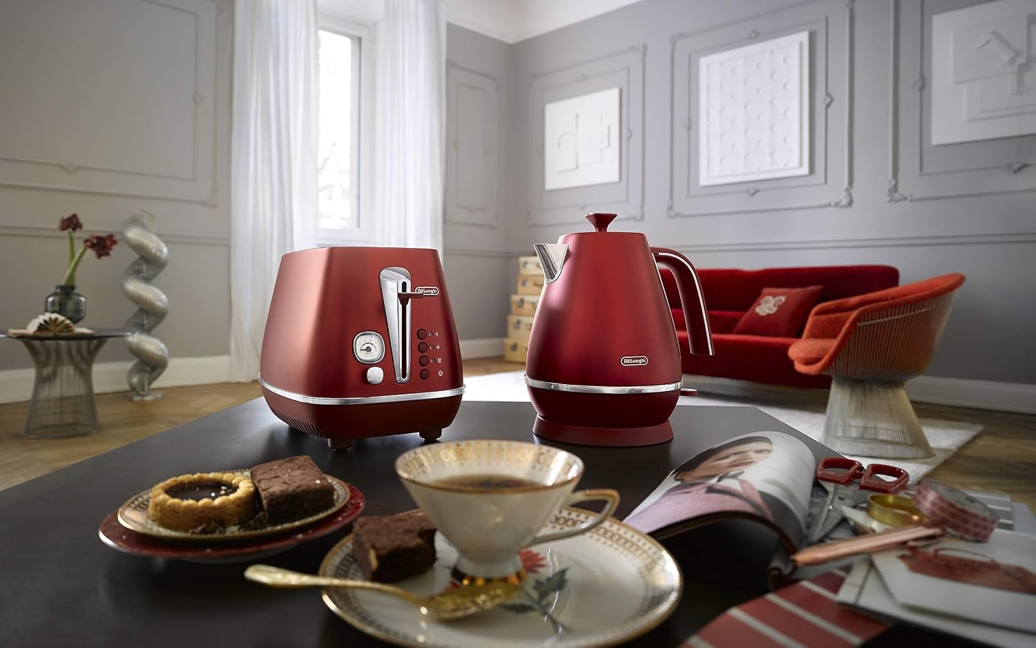 image:imageDeLonghi Distinta Flair Wasserkocher KBI2001S 17 L Herausnehmbarer Kalkfilter Finesse SilverToaster Glamour Red